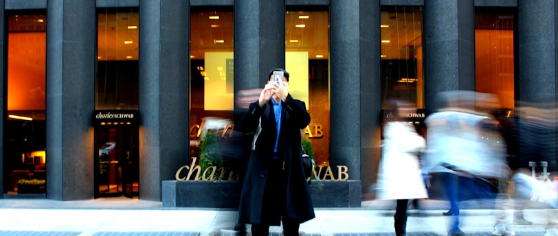 Charles Schwab Review: Is It the Best Broker for Active Traders?